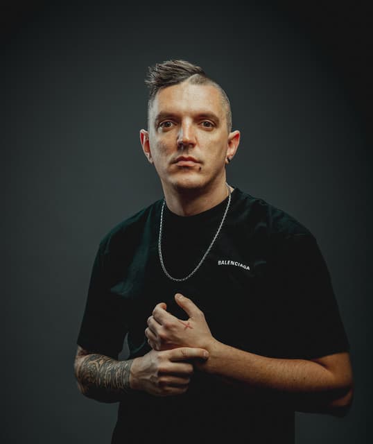 Unresolved artist profile image
