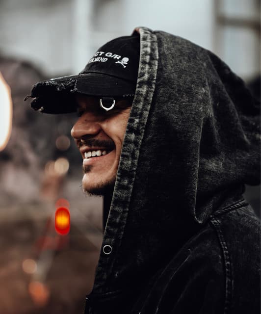 Nico Moreno artist profile