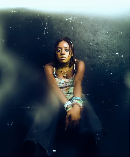 DellaXOZ artist profile