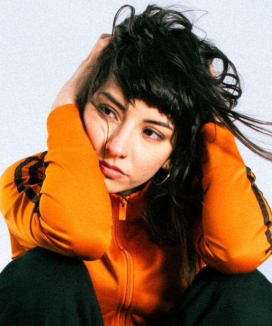 Karen Dió artist profile image