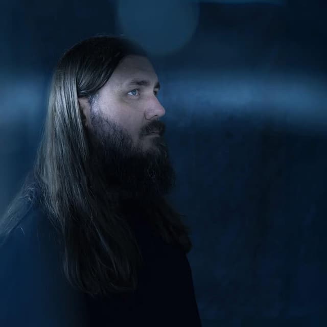 Justin Wells artist profile image