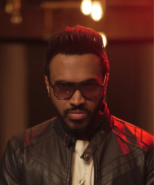 Pasan Liyanage artist profile image