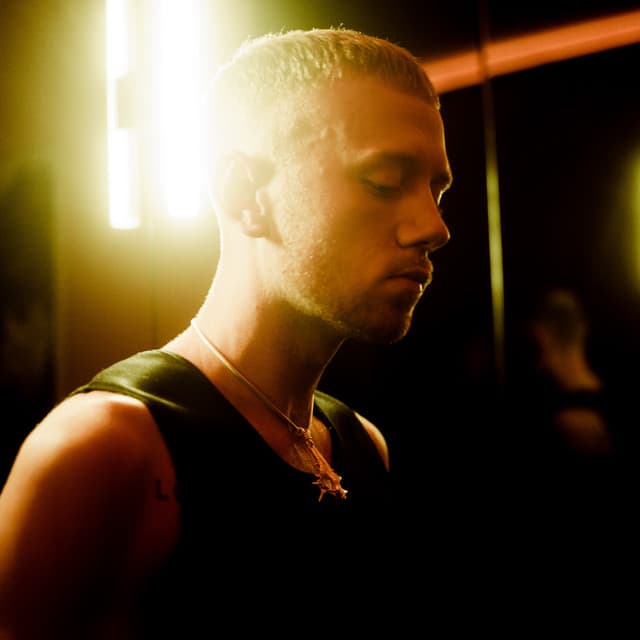 Miller Blue artist profile image