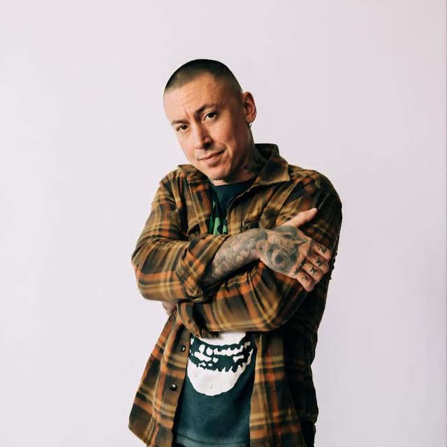 Noah Gundersen's artist profile image
