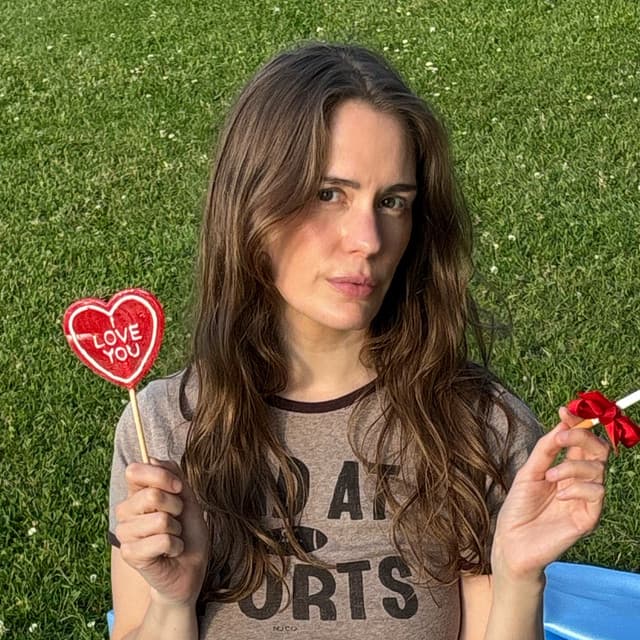 Anna of the North's artist profile image