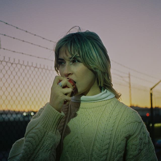 Allie Kelly artist profile image