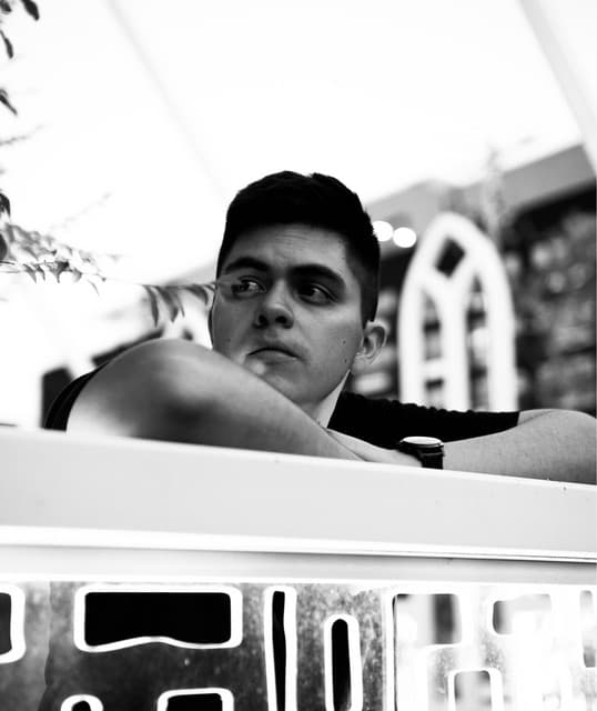 Ludlo artist profile image