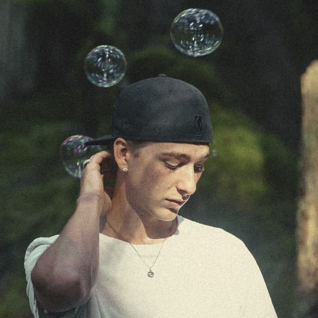 Elijah Blond artist profile image