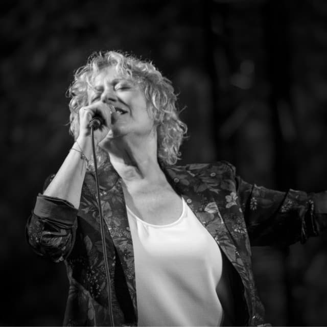 Marina Rossell artist profile image