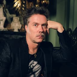 Rufus Wainwright's artist profile image