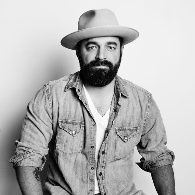 Drew Holcomb artist profile image