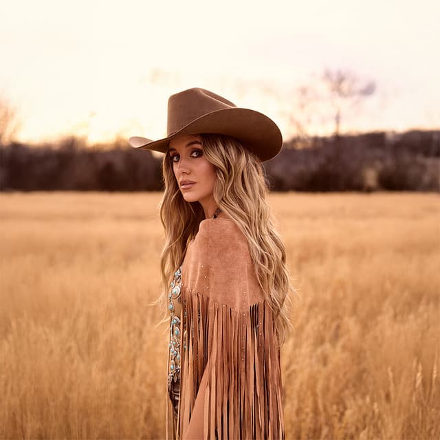 Lainey Wilson's artist profile image