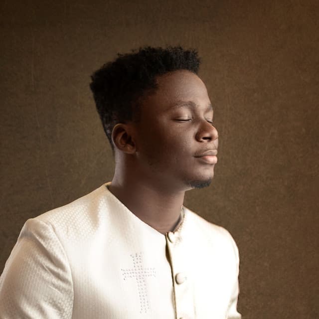 Paul Tomisin artist profile image