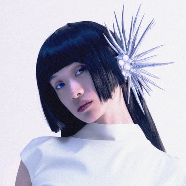 FiFi Zhang artist profile image