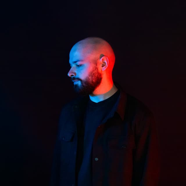 Simon Emme artist profile image