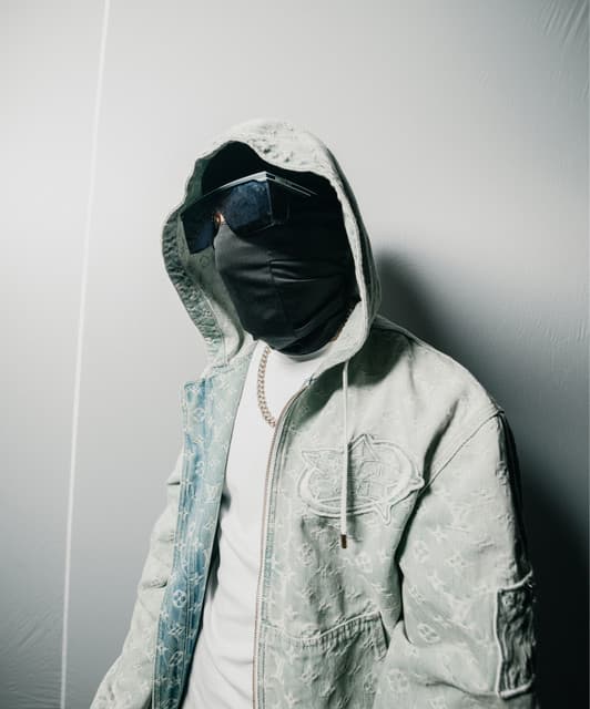 Booter Bee artist profile image