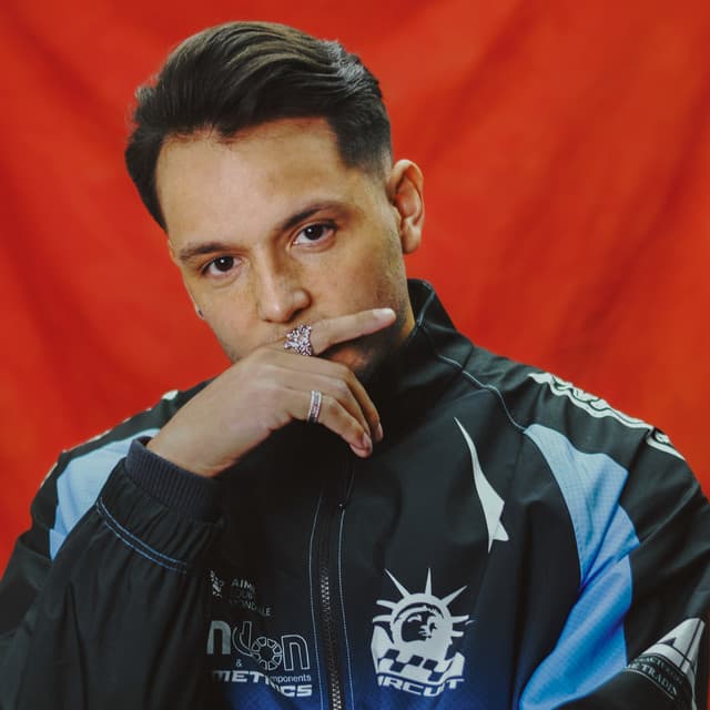 Dave Nunes artist profile image