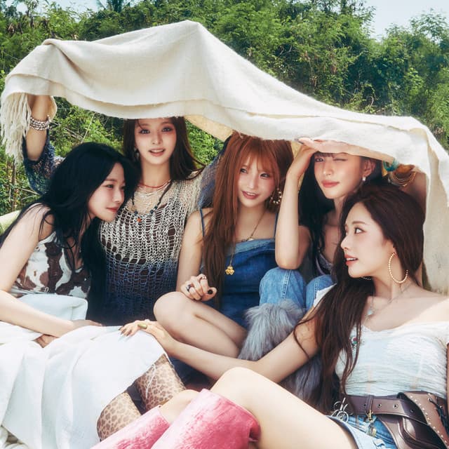fromis_9 artist profile image