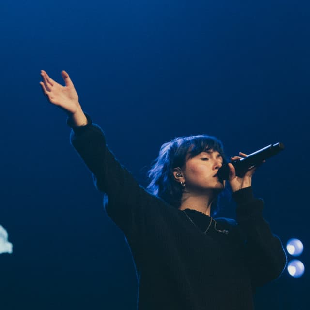 Gracie Binion artist profile