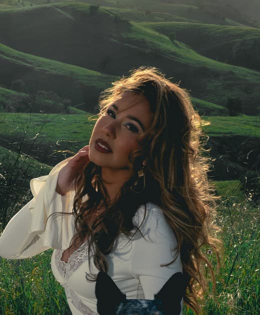 Haley Reinhart artist profile