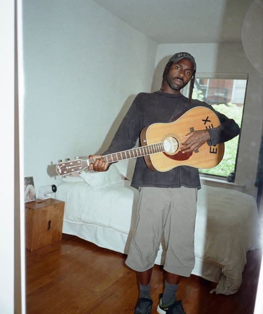 Blood Orange's artist profile image