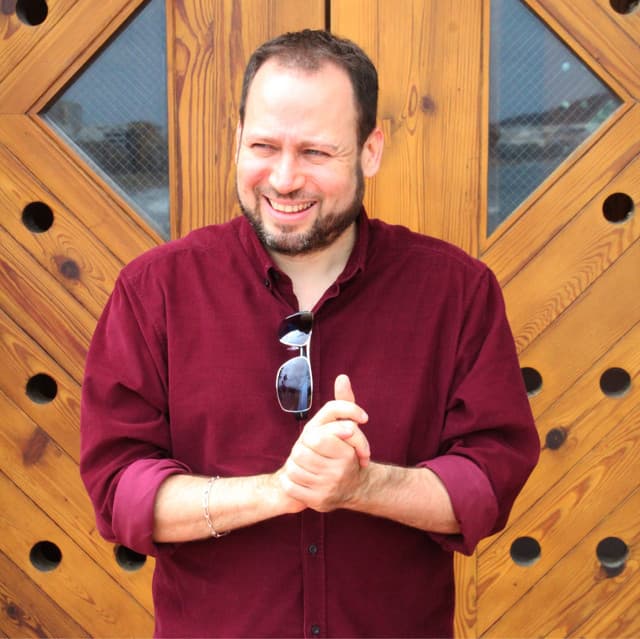Rayko León artist profile image