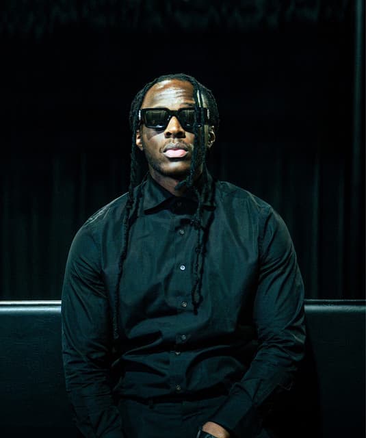 Eves Laurent artist profile image