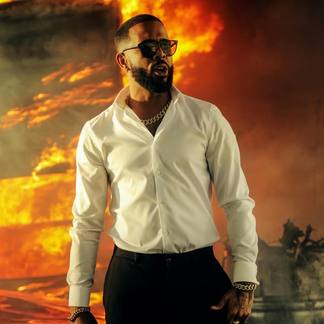 Lirico En La Casa artist profile image