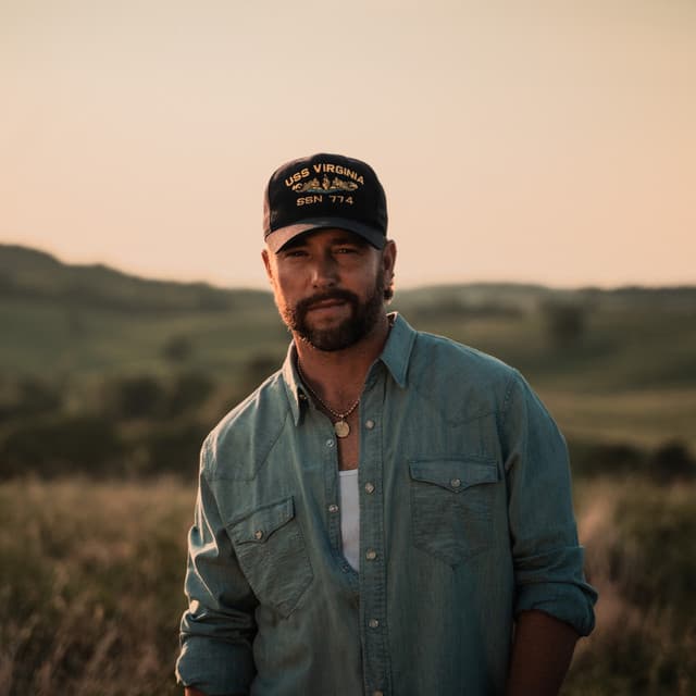 Chris Lane's artist profile image