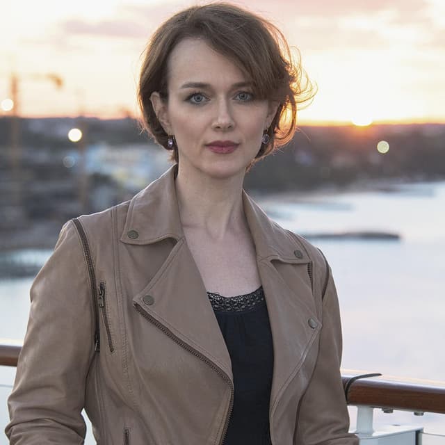 Laura Cantrell artist profile image