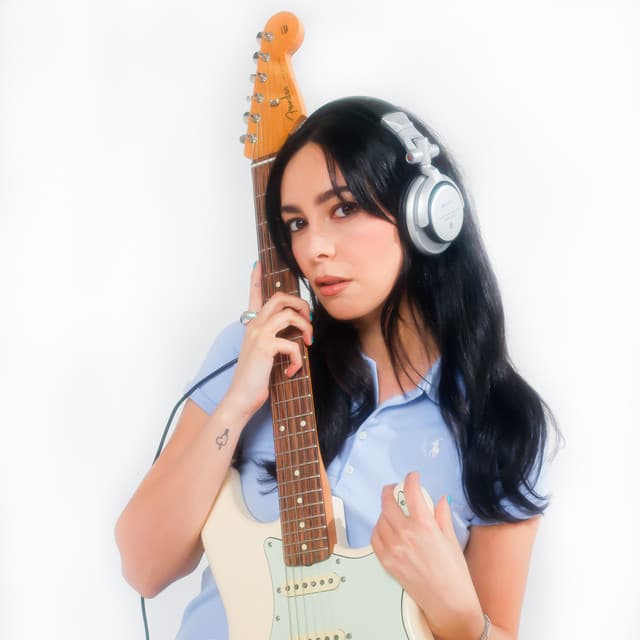 LØLØ's artist profile image