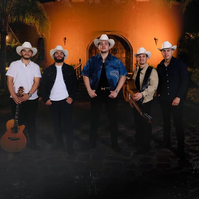 Grupo Marca Registrada artist profile