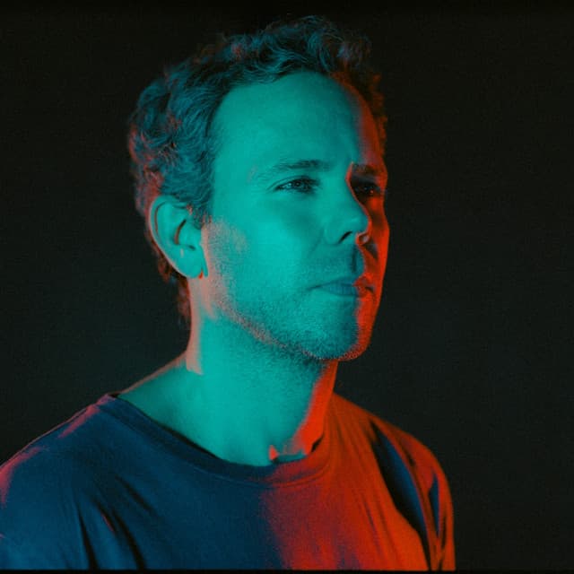 M83 artist profile image