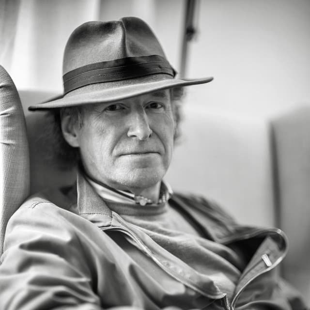 Robert Groslot artist profile image