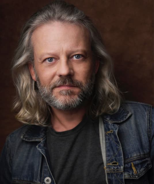 Jeremy Kushnier artist profile image
