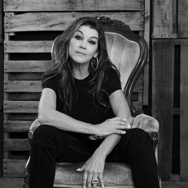 Gretchen Wilson artist profile image