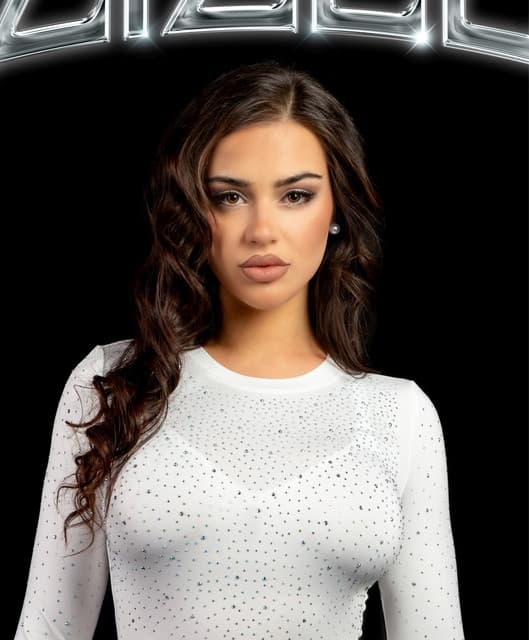 ZiZZi artist profile image