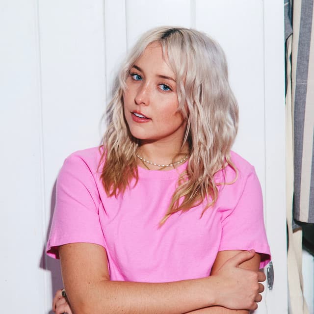 Claire Leslie artist profile image