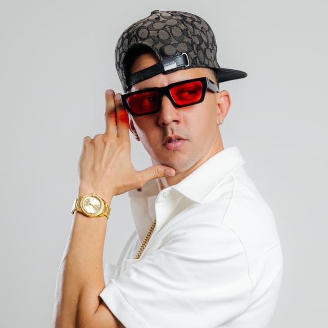 Trebol Clan artist profile image