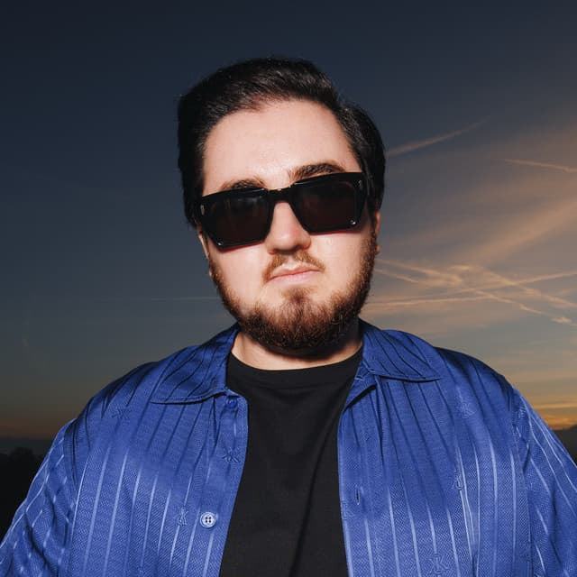 Gil Glaze artist profile image