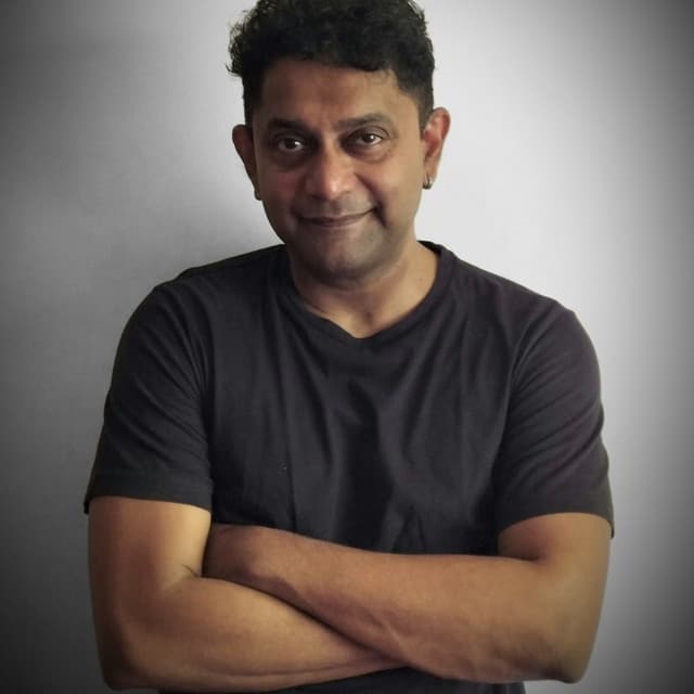 Prashant Vadhyar artist profile image