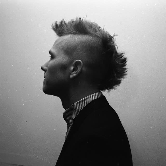 Jens Kuross's artist profile image