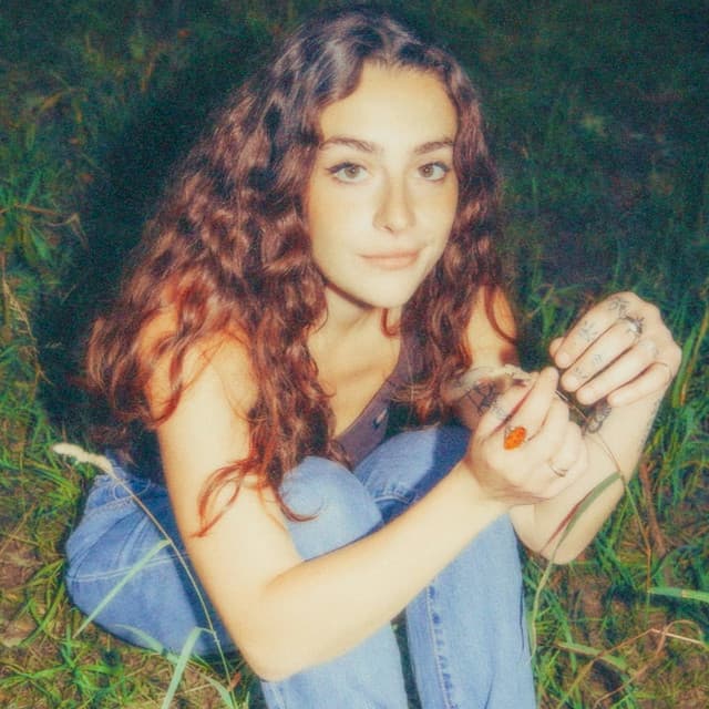 Eleni Drake artist profile