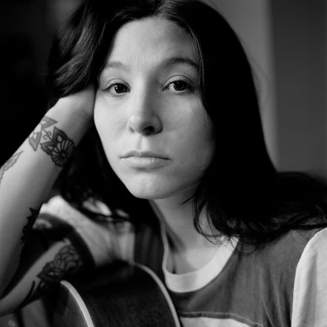 Julianna Riolino's artist profile image