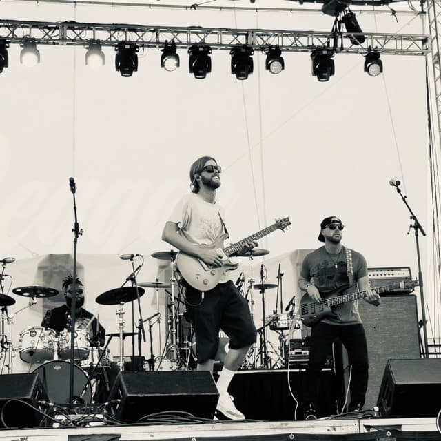 Signal Fire artist profile image