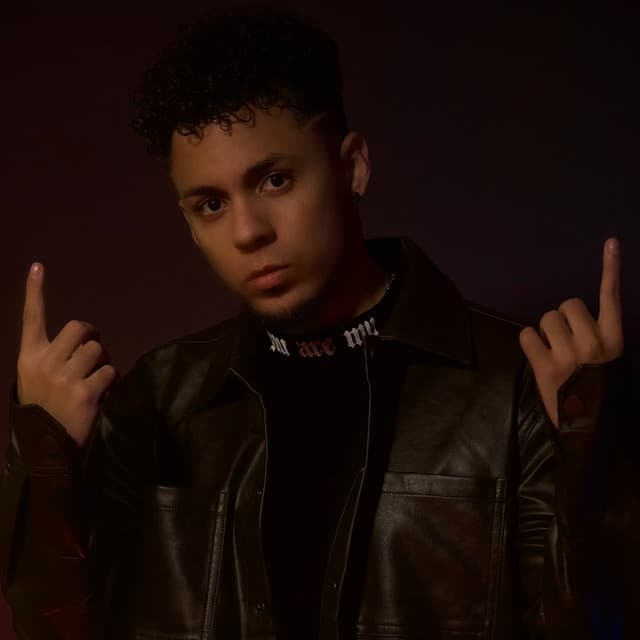 Esme artist profile image