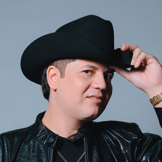 Remmy Valenzuela artist profile image