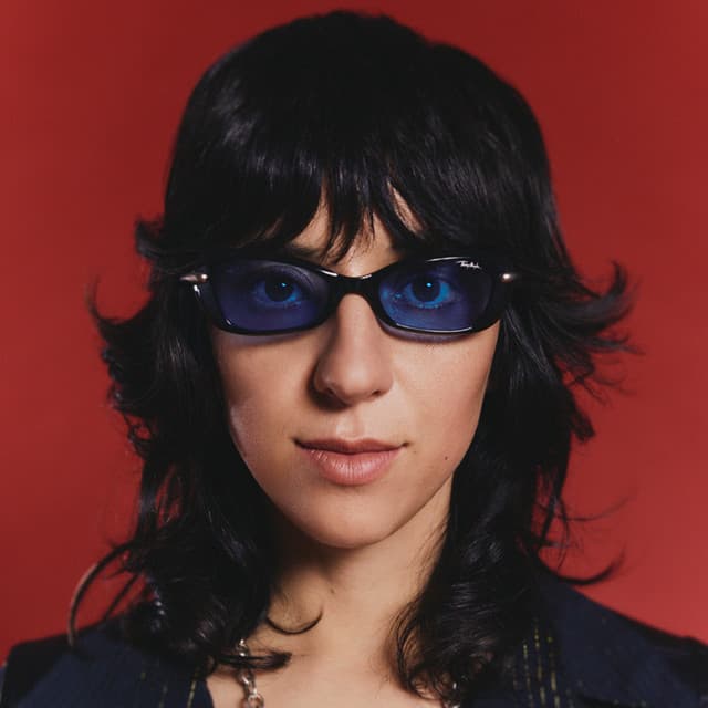 Chloé Caillet's artist profile image