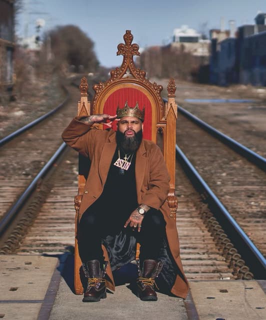 Asun Eastwood artist profile image