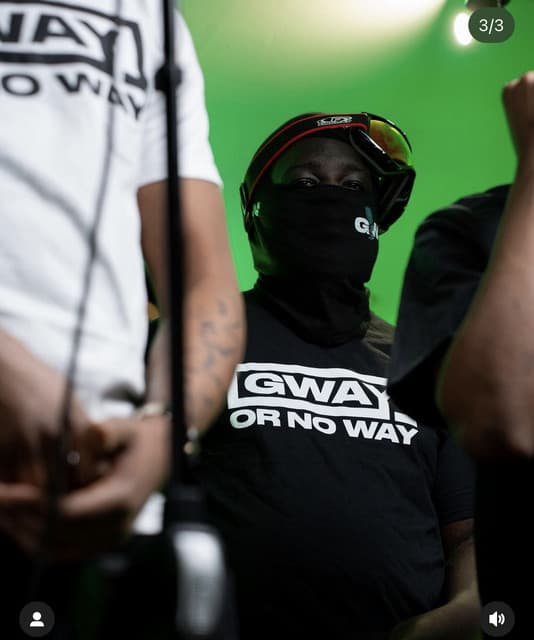 Beezy Online artist profile image